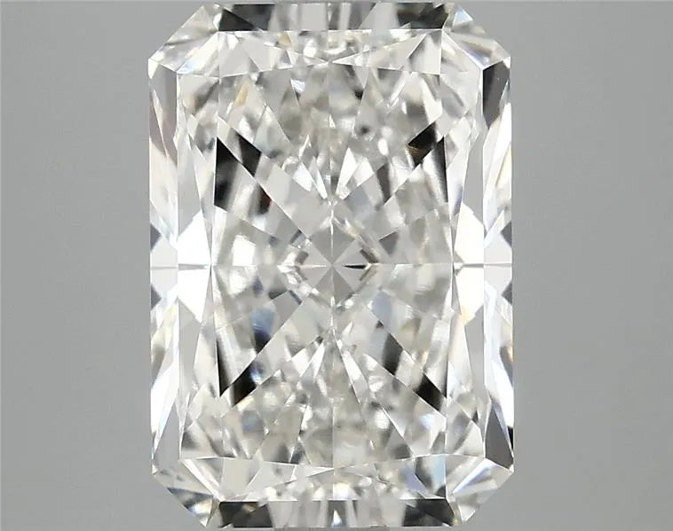 4.06ct Radiant Lab Grown Diamond (Colour G, Clarity VVS2, IGI Certified)