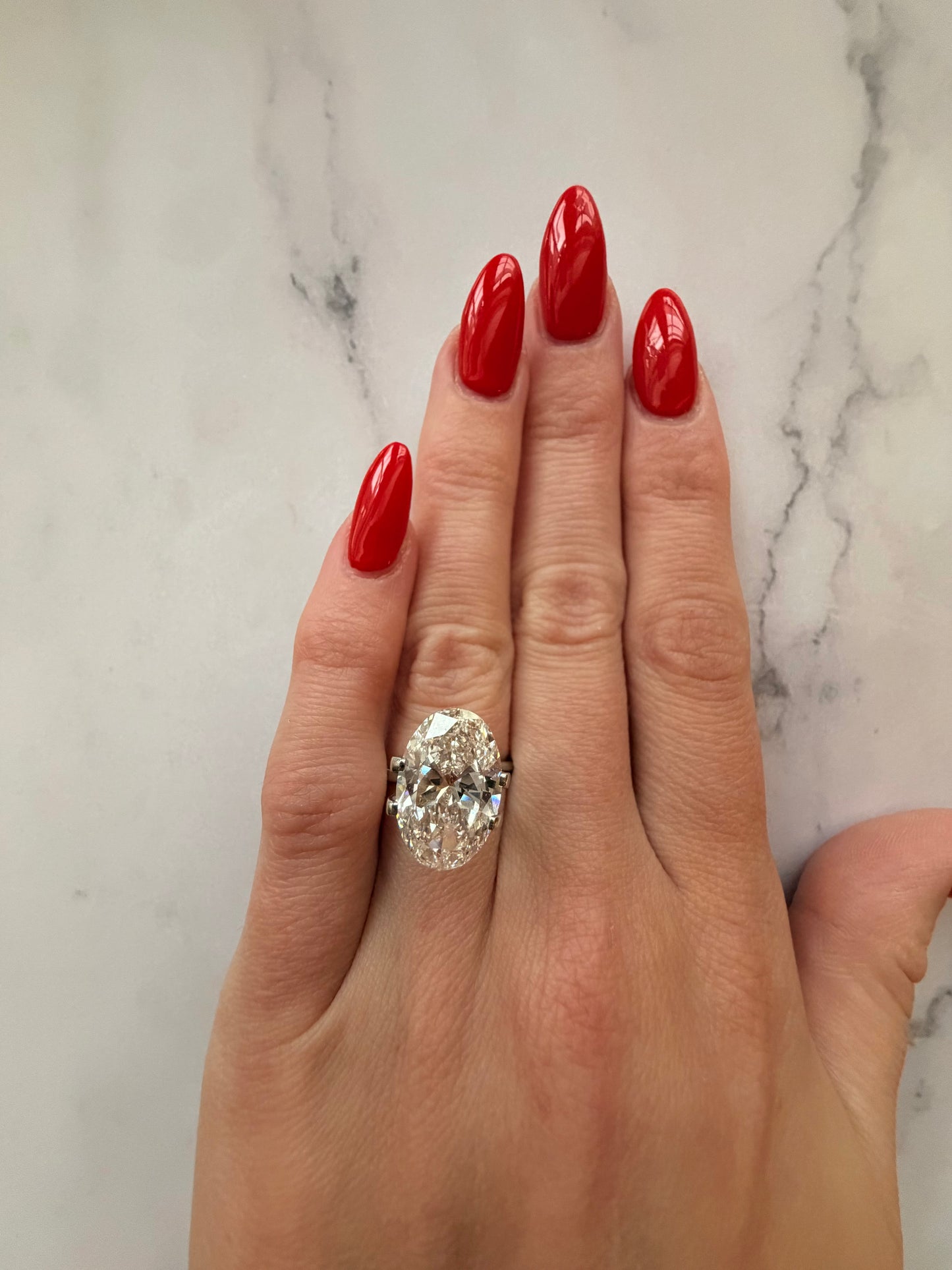 Oval 6.18 CT F VVS2 EX Lab Grown Diamond